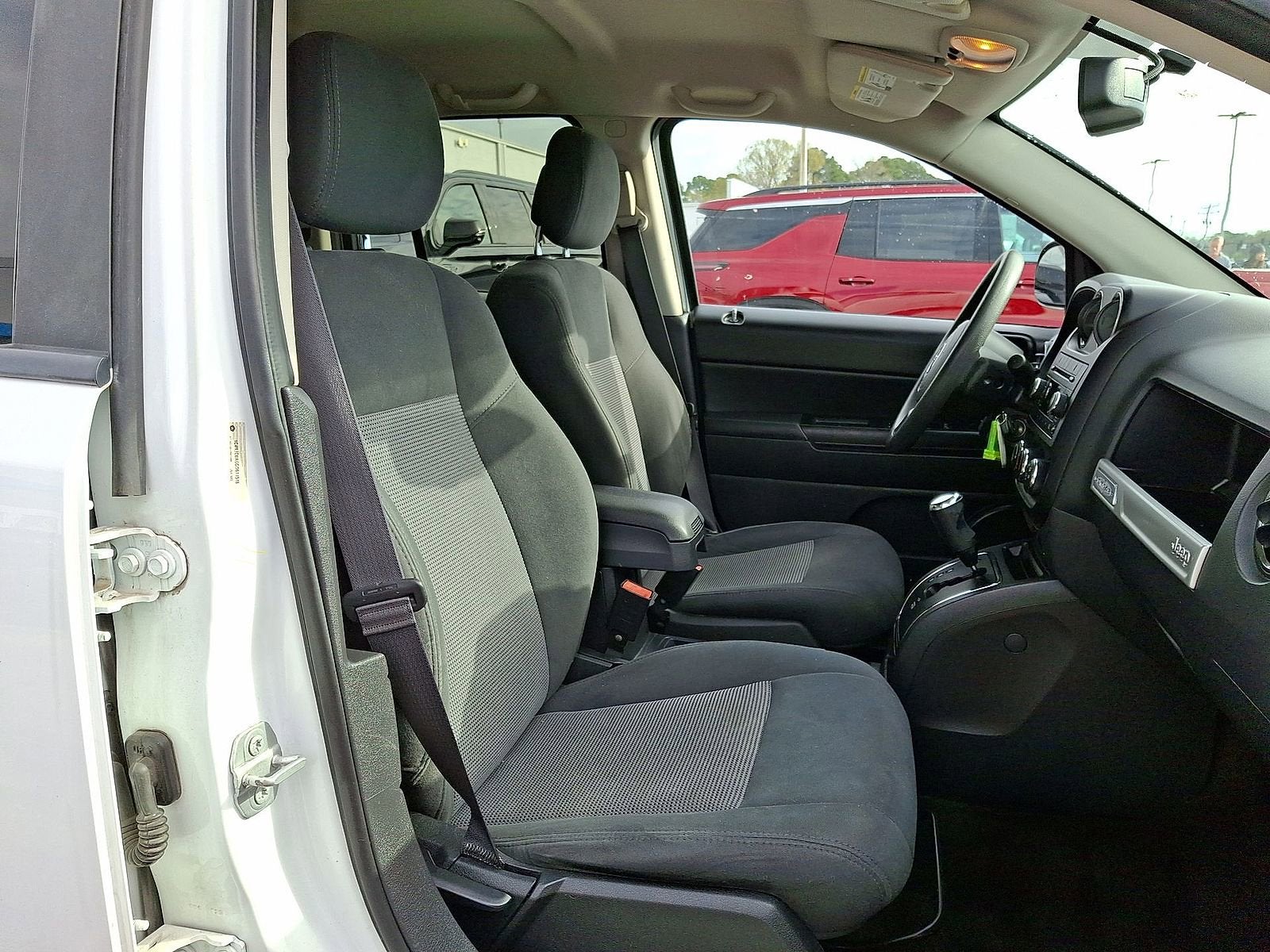 2016 Jeep Compass Sport