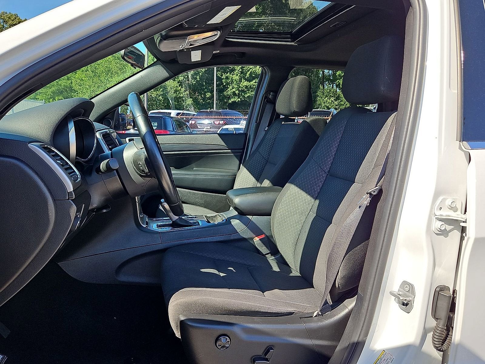 2020 Jeep Grand Cherokee Laredo E 4x4