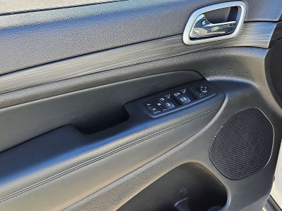 2020 Jeep Grand Cherokee Laredo E 4x4