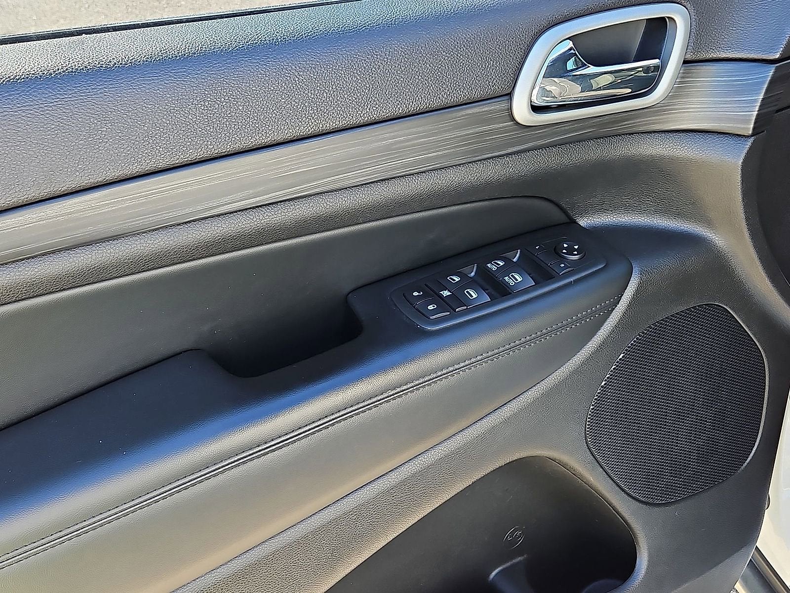 2020 Jeep Grand Cherokee Laredo E 4x4