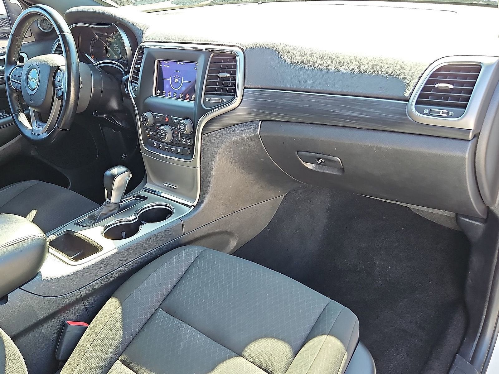 2020 Jeep Grand Cherokee Laredo E 4x4
