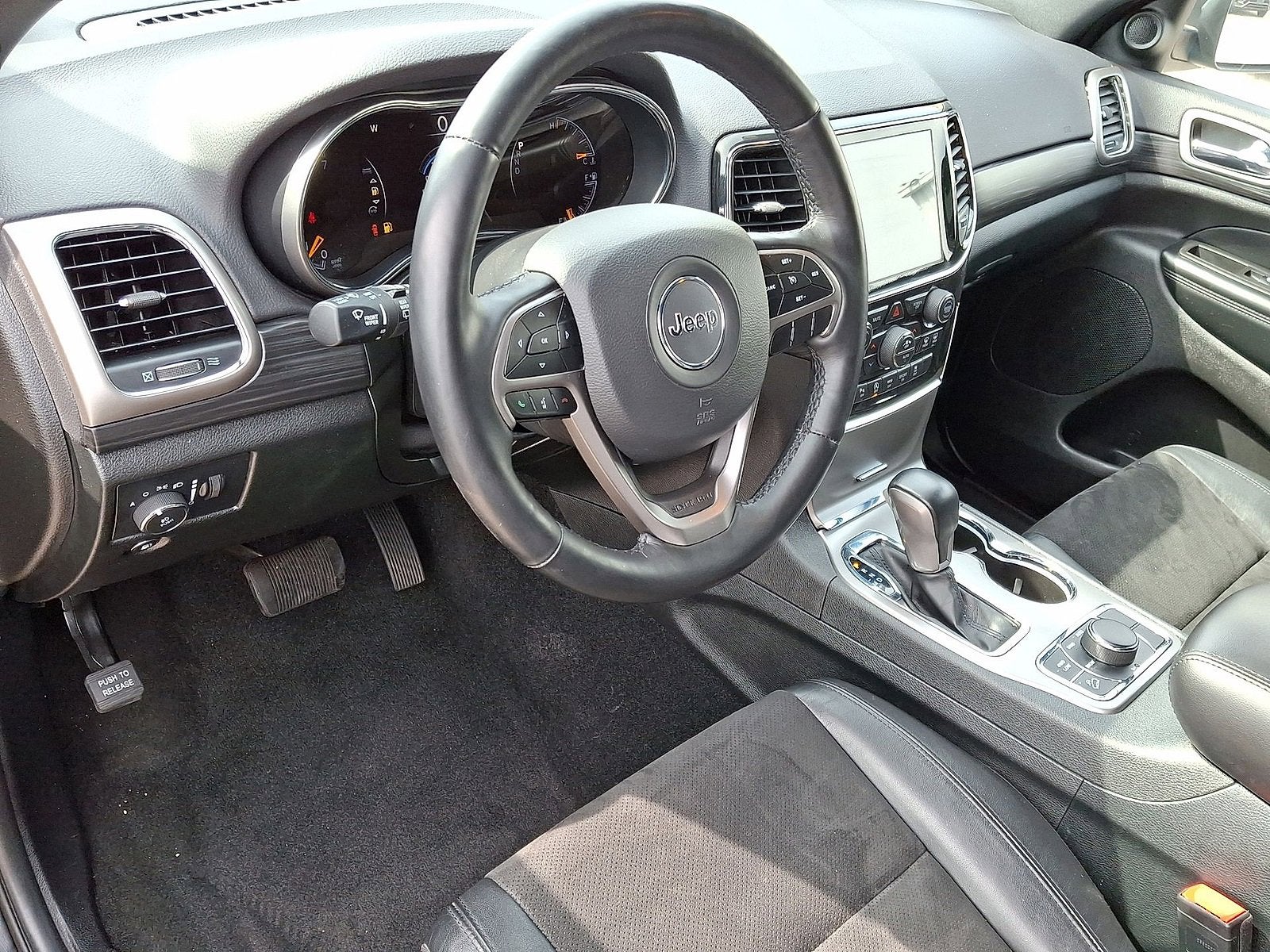 2022 Jeep Grand Cherokee WK Laredo X 4x4