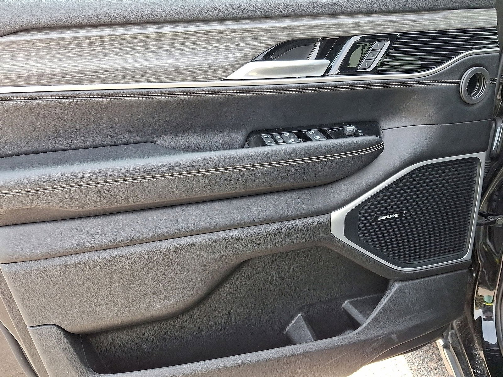 2024 Jeep Wagoneer L Series II 4x4