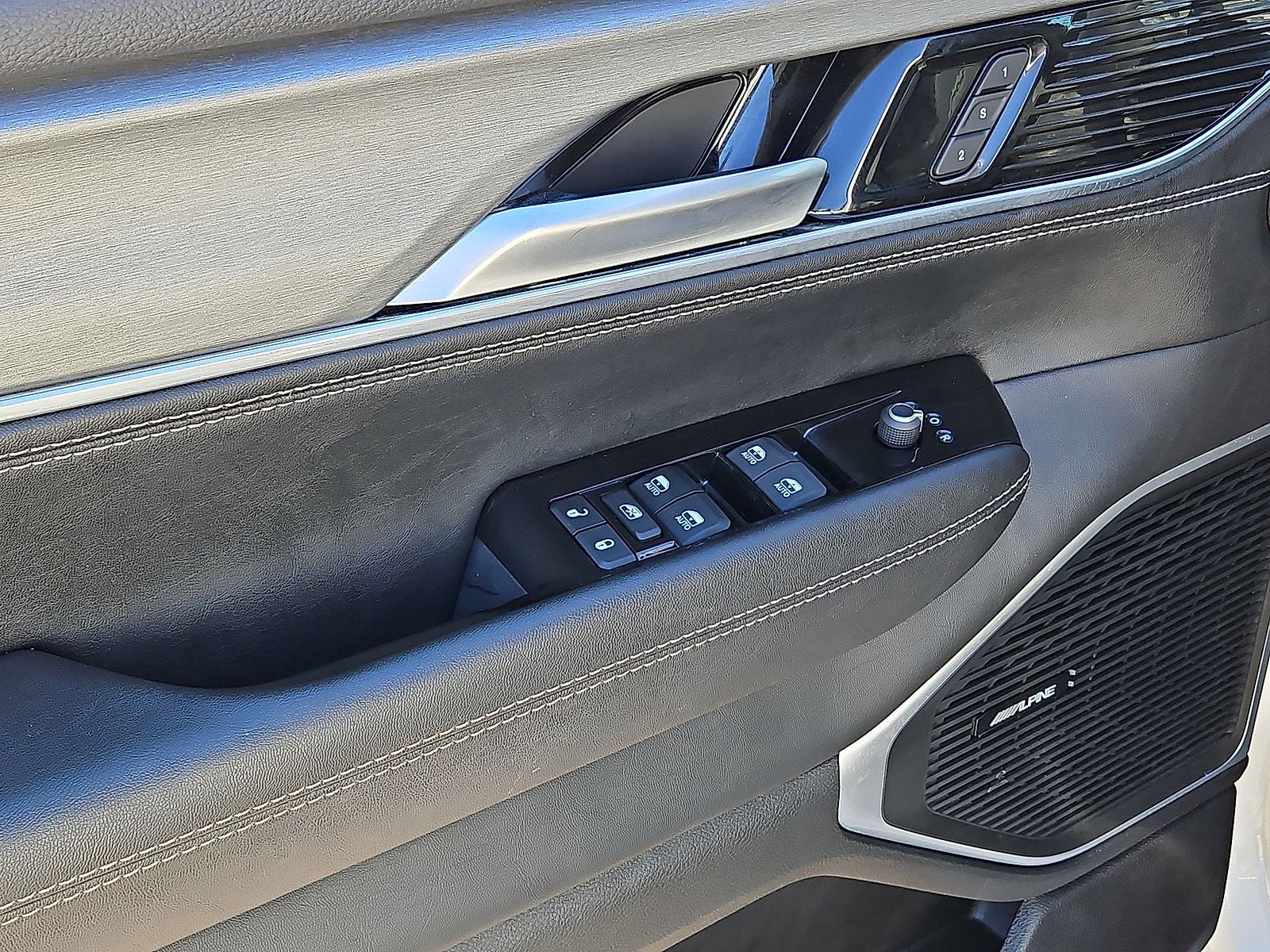 2024 Jeep Wagoneer Series II Carbide 4x4