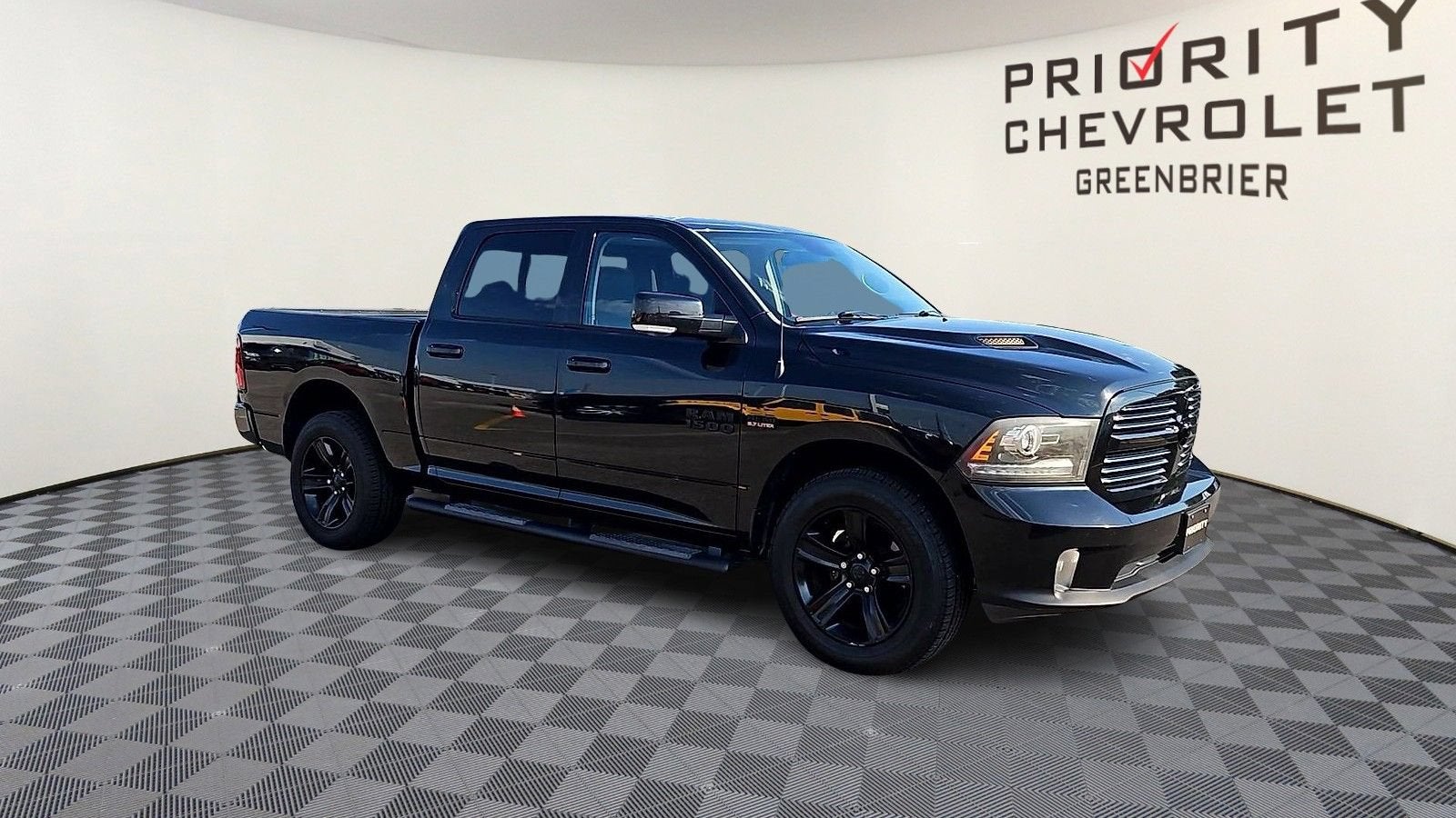 2017 RAM 1500 Sport Crew Cab 4x4 5'7" Box