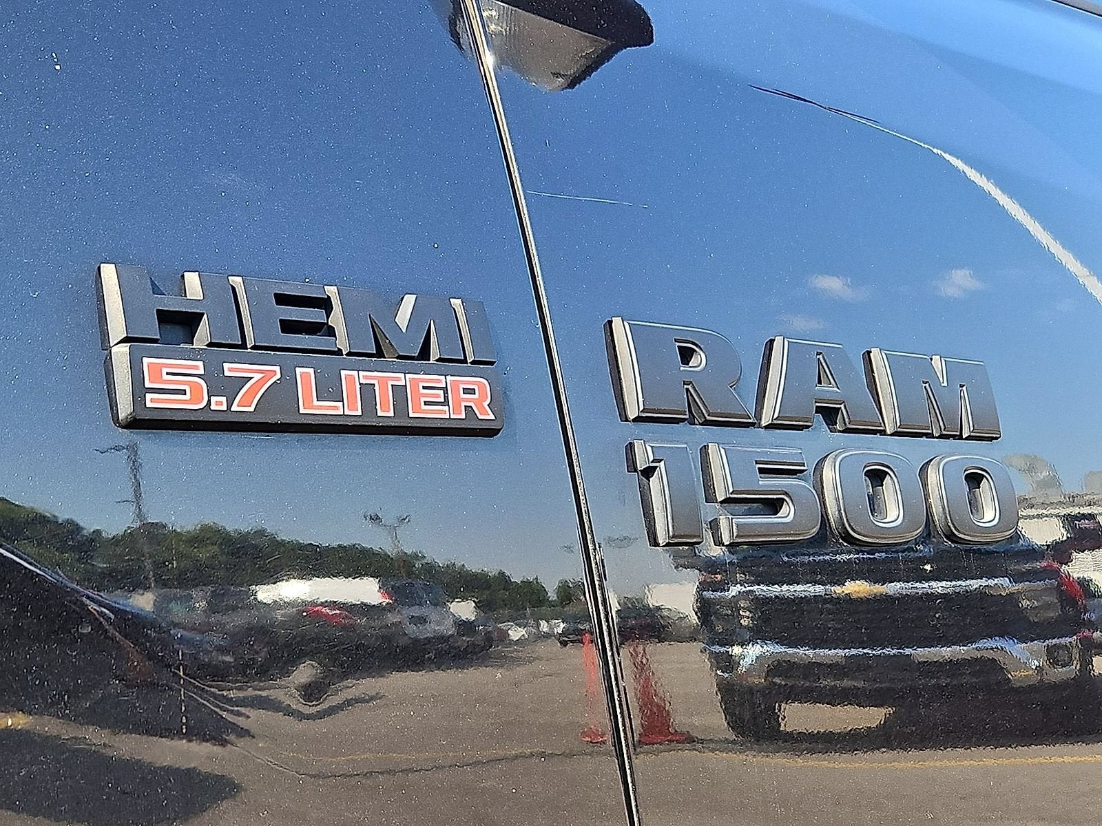 2017 RAM 1500 Sport Crew Cab 4x4 5'7" Box