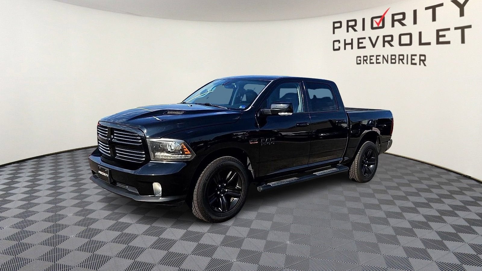 2017 RAM 1500 Sport Crew Cab 4x4 5'7" Box