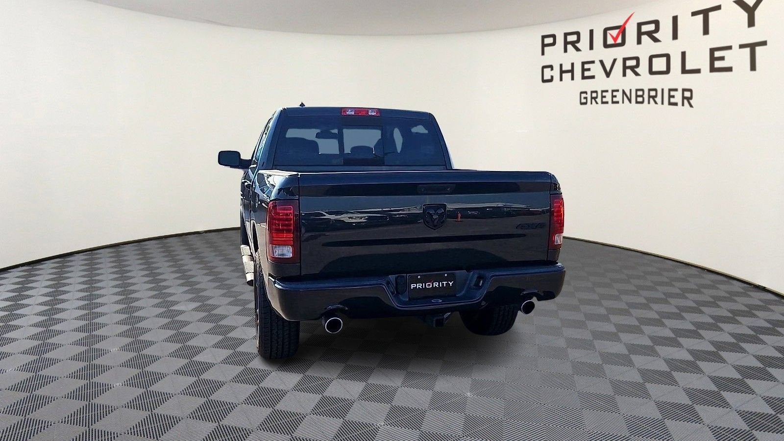 2017 RAM 1500 Sport Crew Cab 4x4 5'7" Box