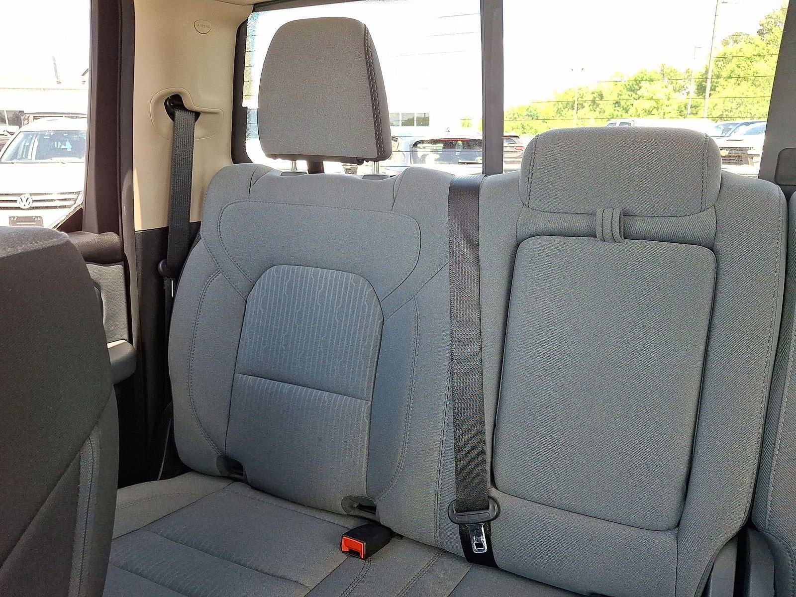 2020 RAM 1500 Big Horn Quad Cab 4x2 6'4" Box