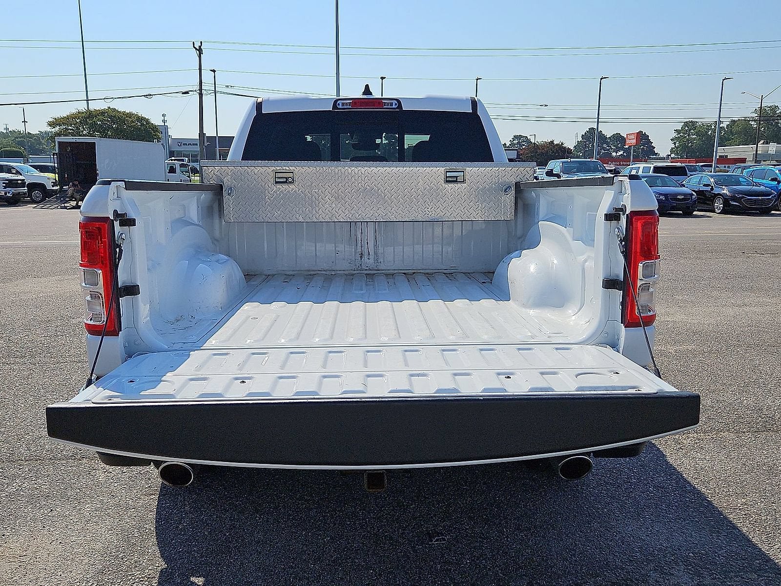 2021 RAM 1500 Big Horn Quad Cab 4x4 6'4" Box