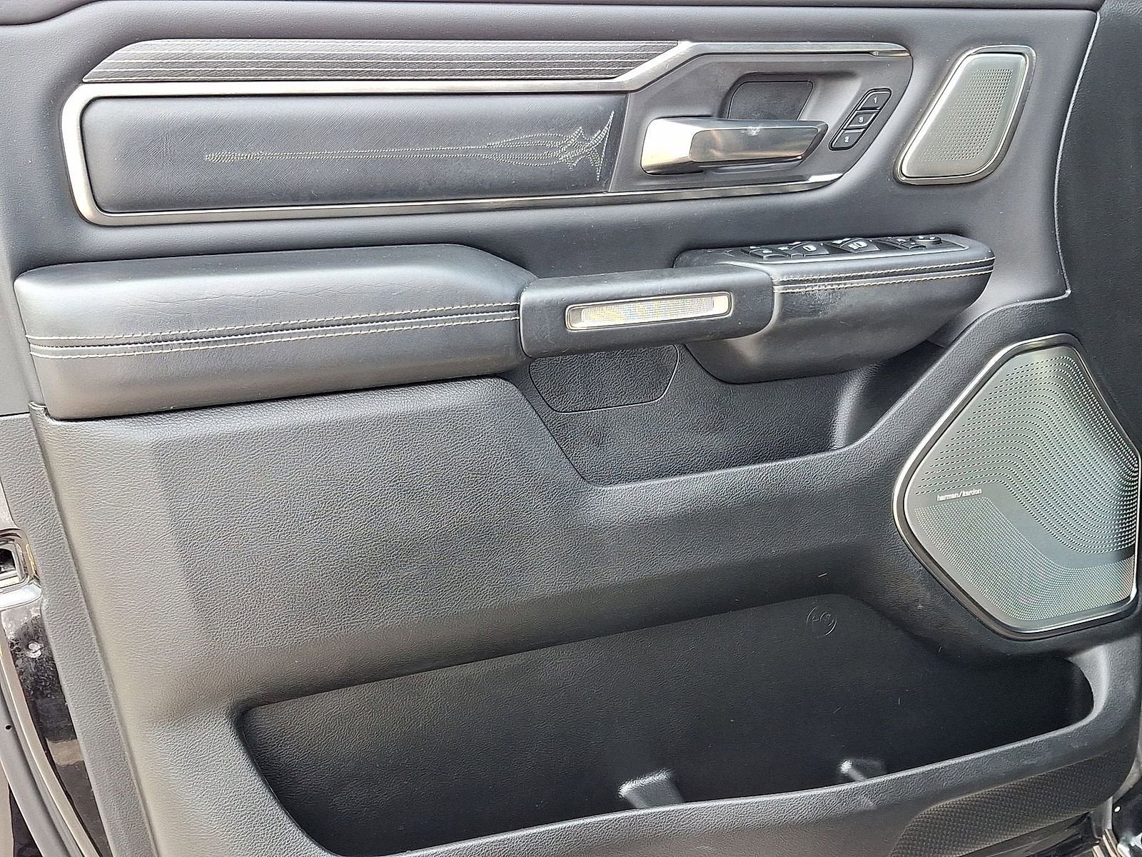2019 RAM 1500 Limited Crew Cab 4x4 5'7" Box