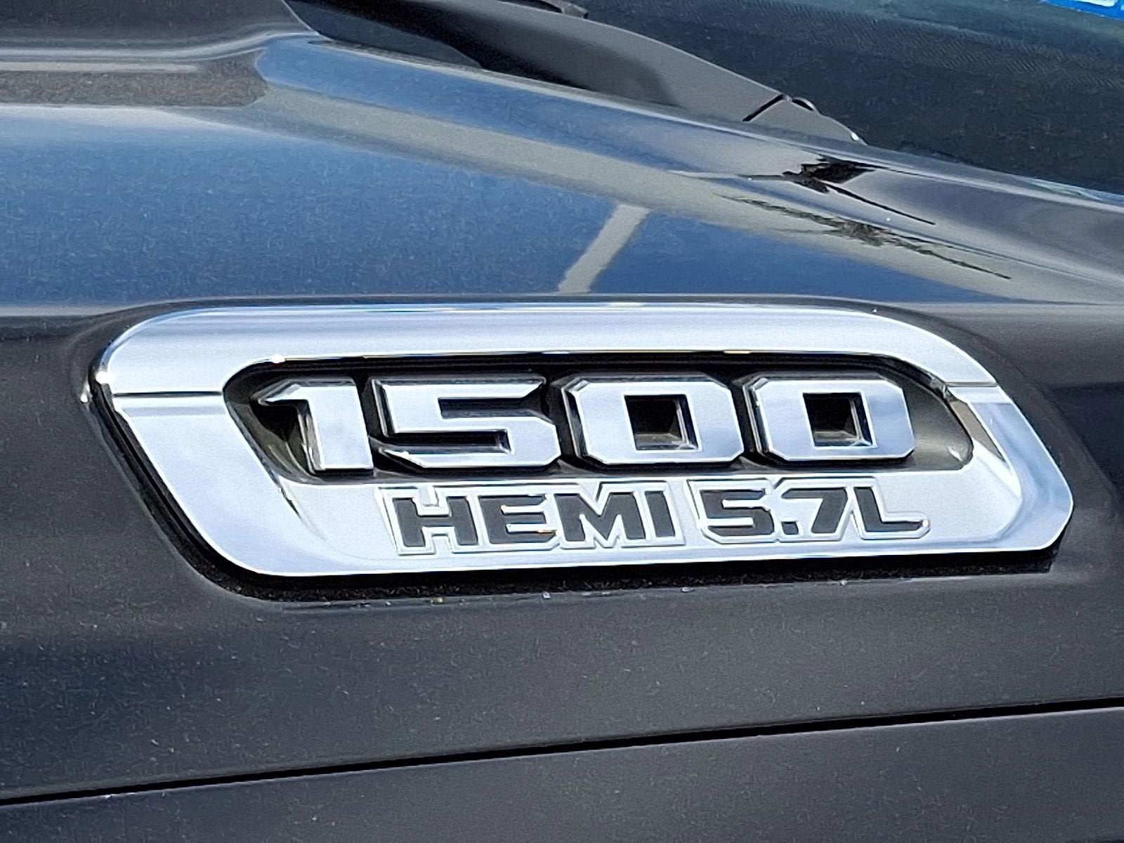 2019 RAM 1500 Limited Crew Cab 4x4 5'7" Box