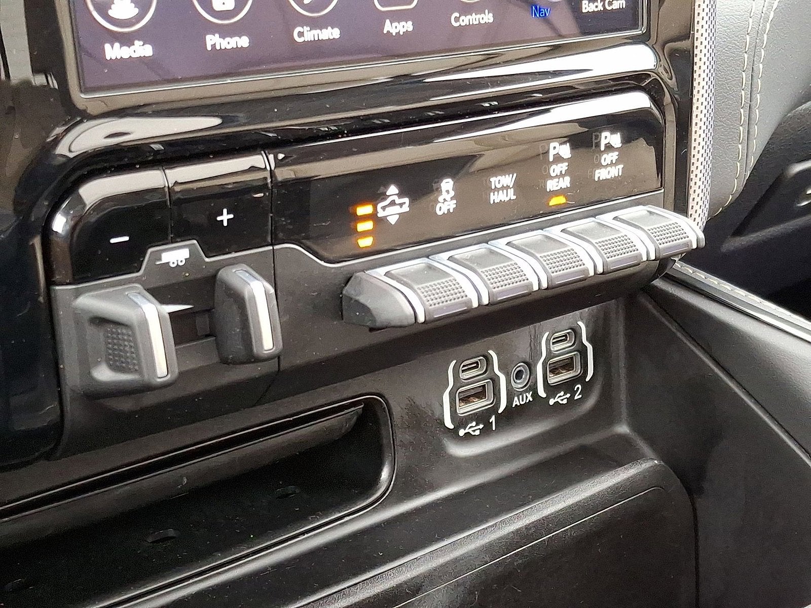 2021 RAM 1500 Limited Crew Cab 4x4 5'7" Box