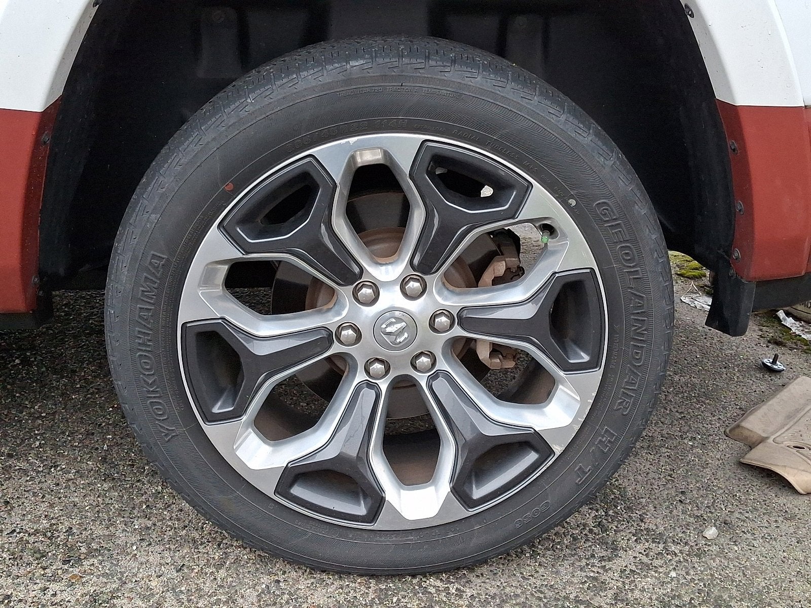 2020 RAM 1500 Laramie Longhorn Crew Cab 4x4 6'4" Box