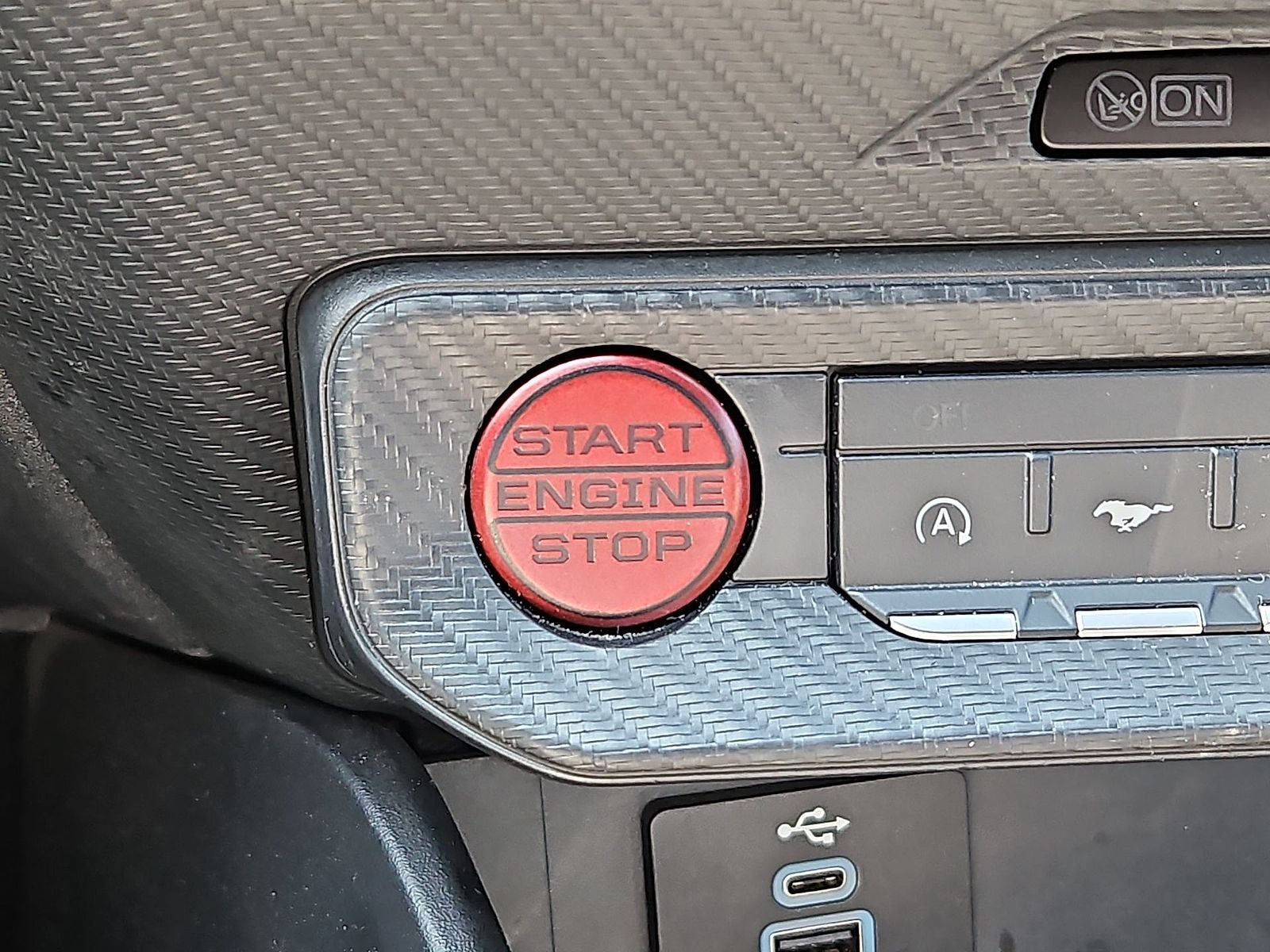 2024 Ford Mustang EcoBoost Fastback