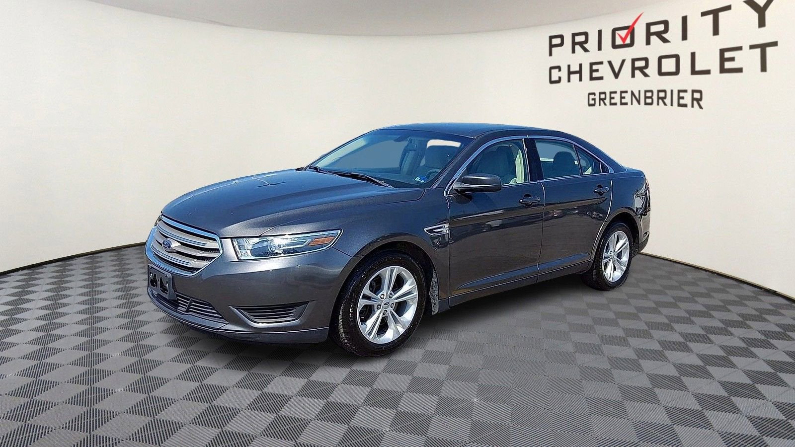2018 Ford Taurus SE