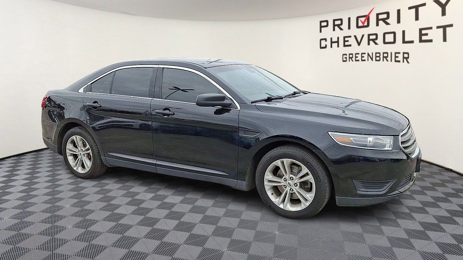 2018 Ford Taurus SE