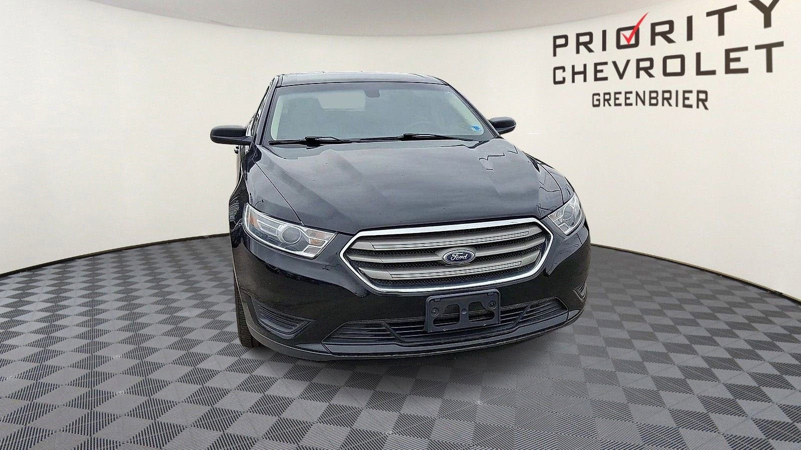 2018 Ford Taurus SE
