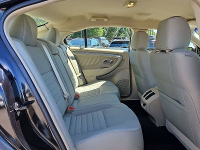 2018 Ford Taurus SE