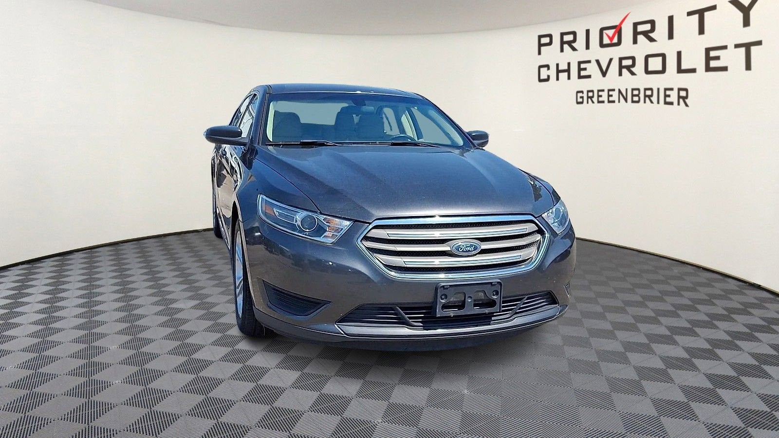 2018 Ford Taurus SE