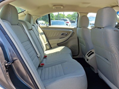 2018 Ford Taurus SE