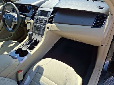 2018 Ford Taurus SE
