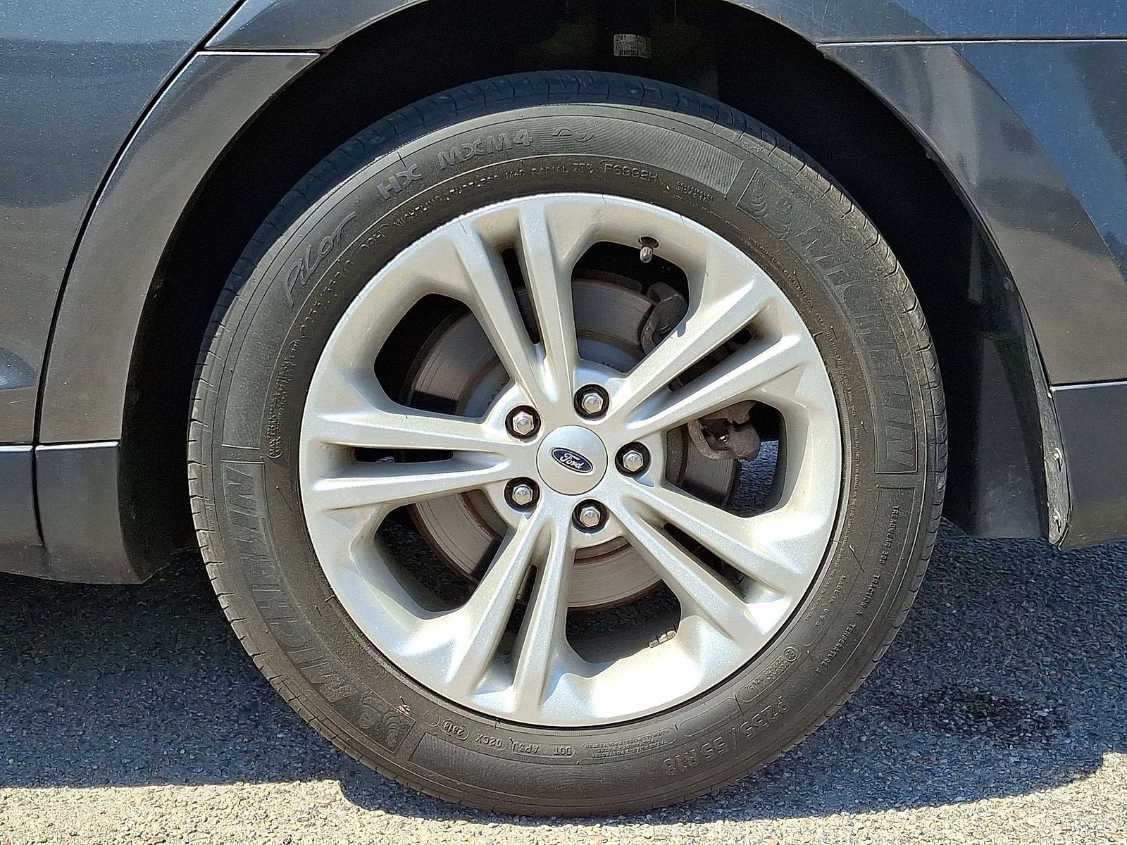 2018 Ford Taurus SE