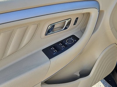 2018 Ford Taurus SE