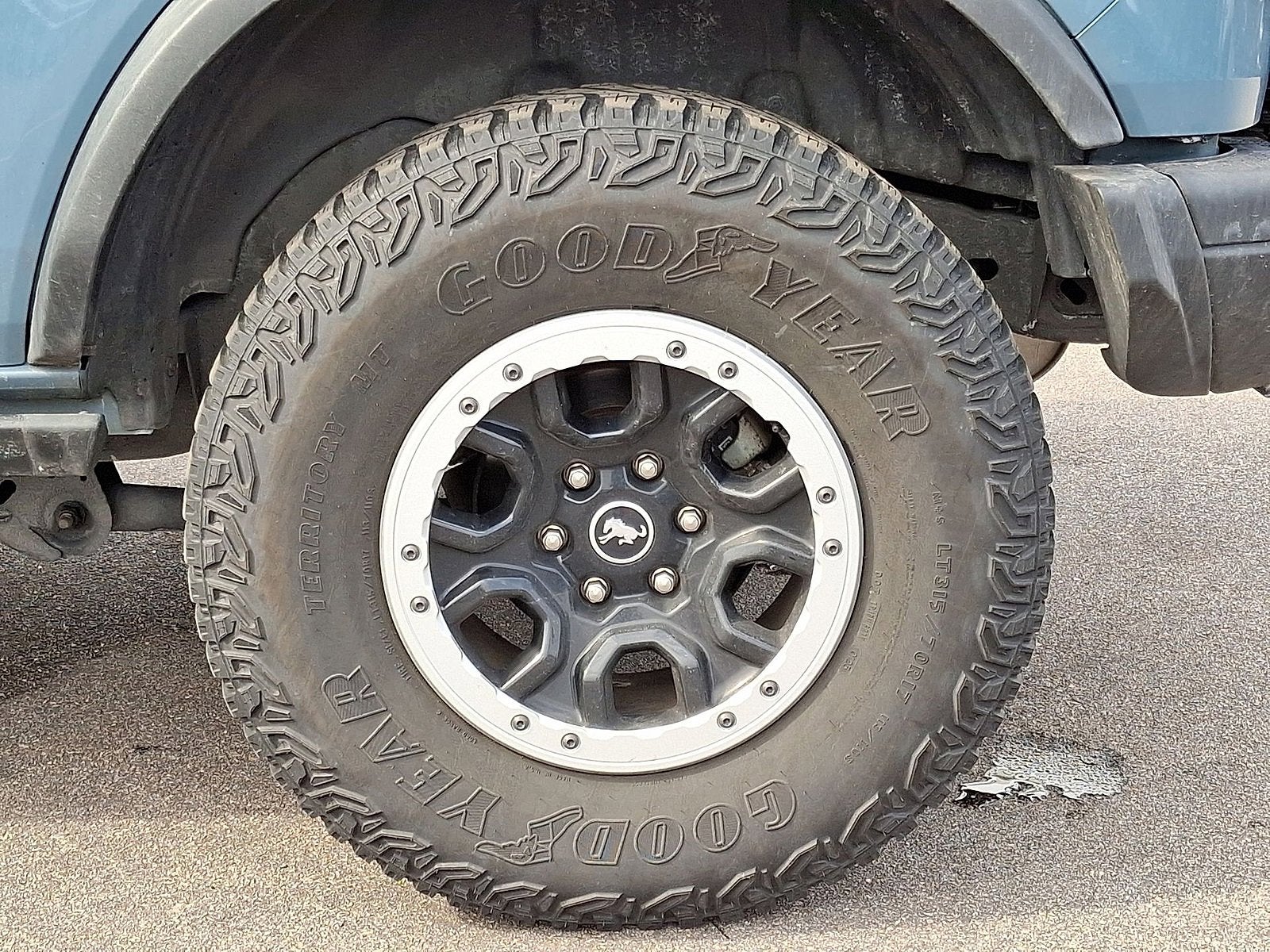 2023 Ford Bronco Base