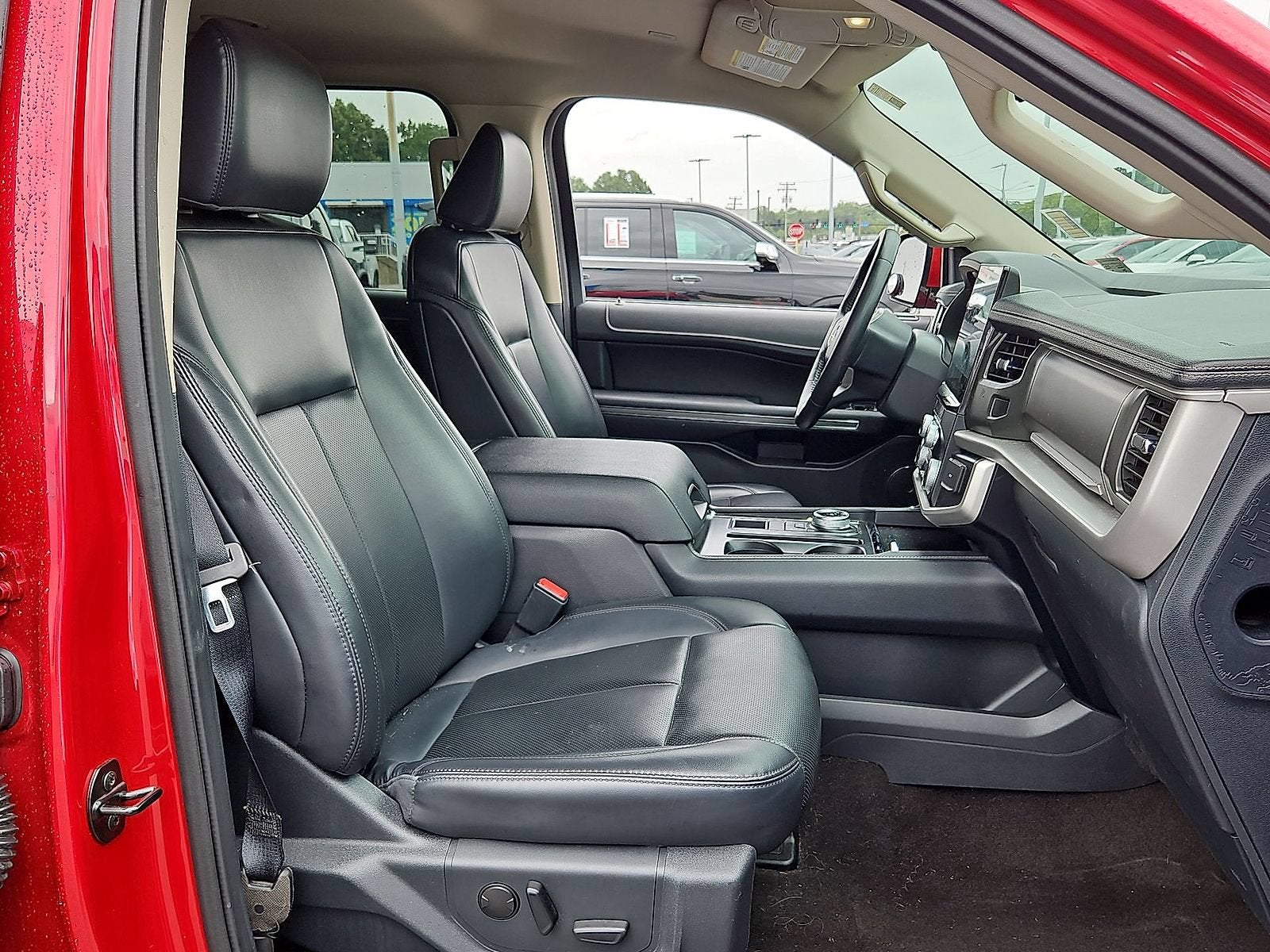 2022 Ford Expedition XLT