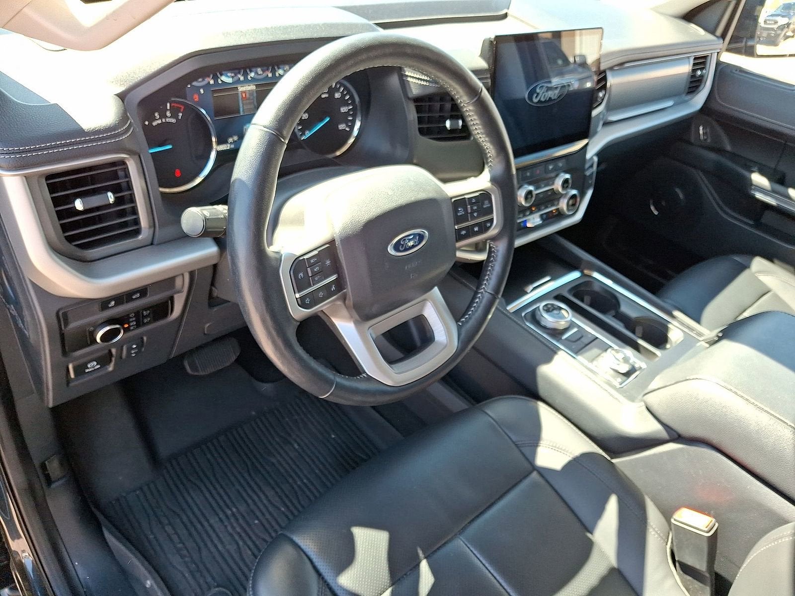 2023 Ford Expedition XLT