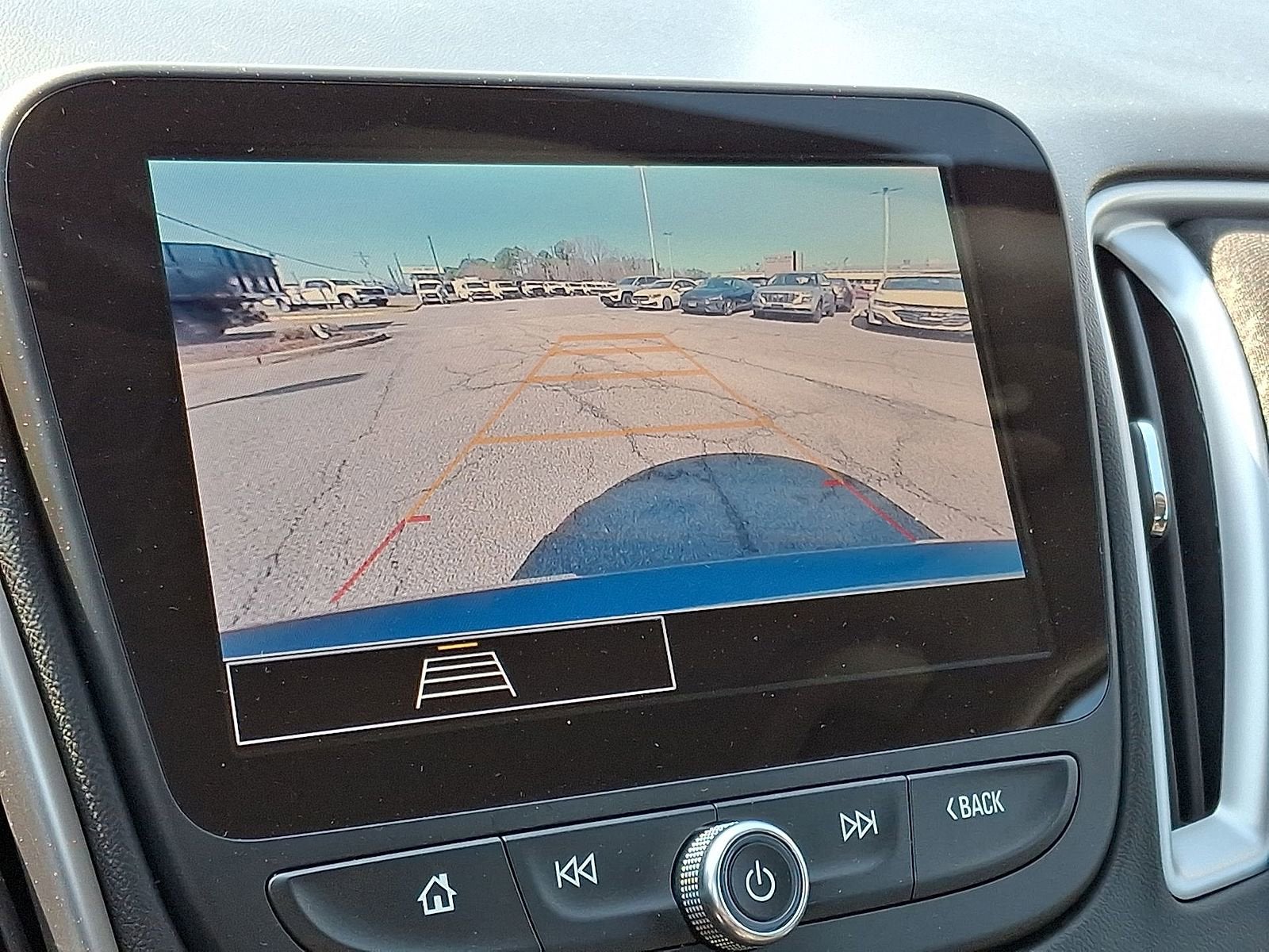 2025 Chevrolet Malibu LS