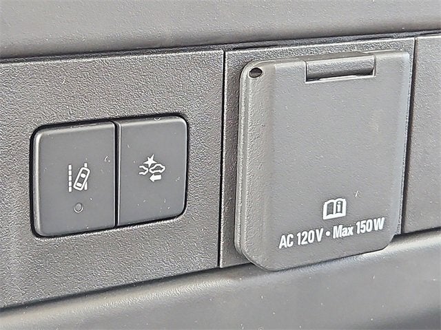 2025 Chevrolet Express Passenger 3500 1LT