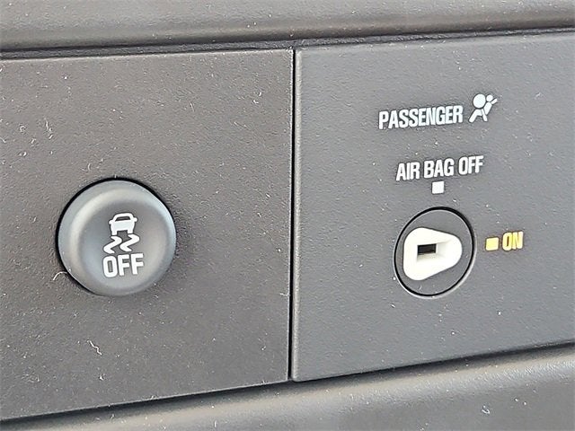 2025 Chevrolet Express Passenger 3500 1LT