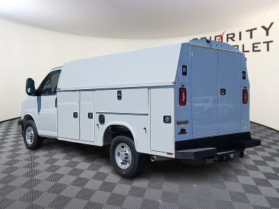 2024 Chevrolet Express Cutaway 3500 1WT
