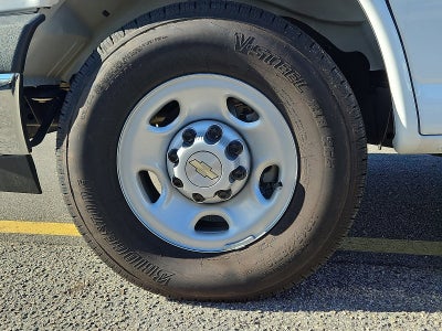 2024 Chevrolet Express Cutaway 3500 1WT