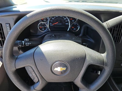 2024 Chevrolet Express Cutaway 3500 1WT