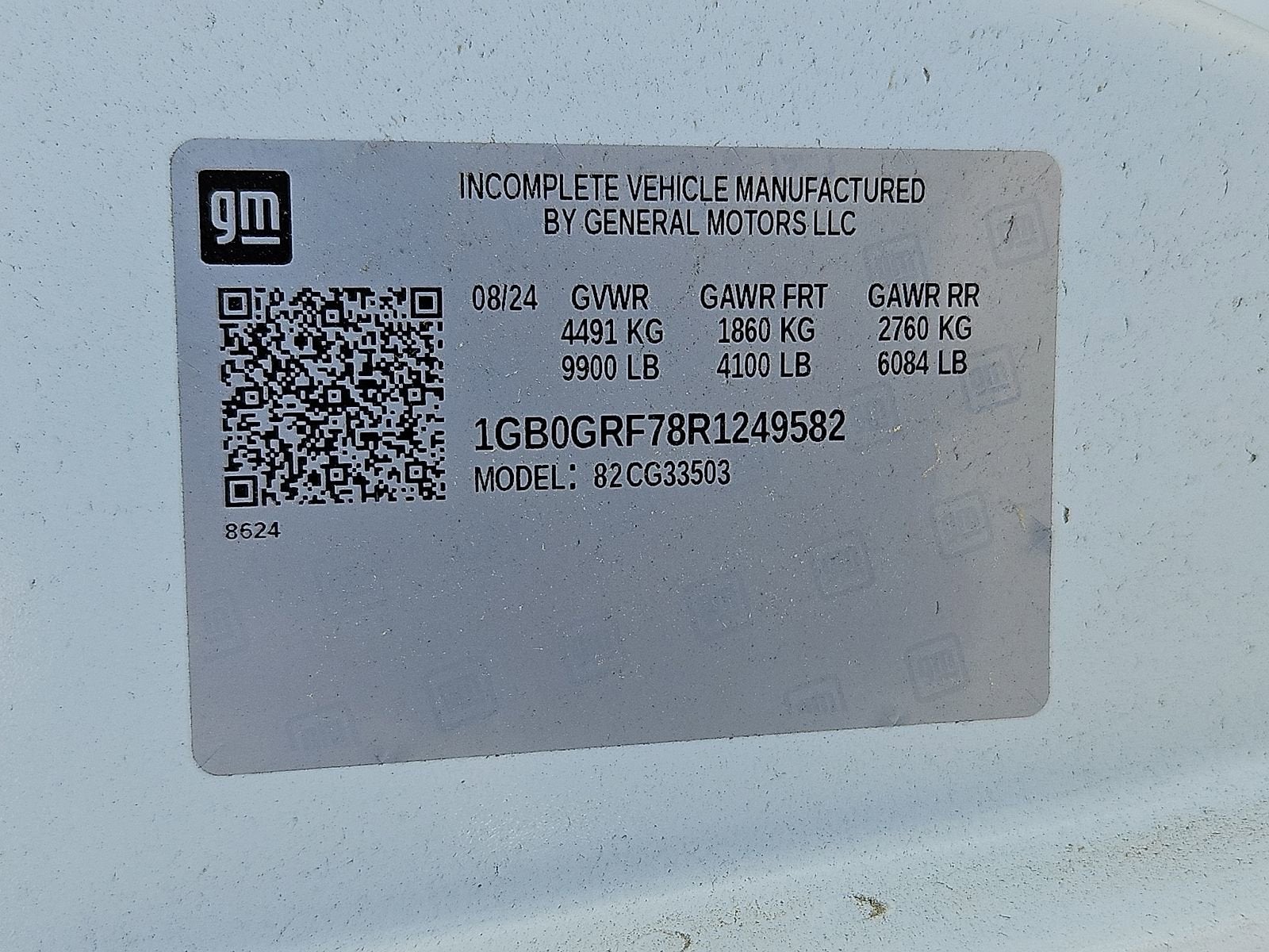 2024 Chevrolet Express Cutaway 3500 1WT