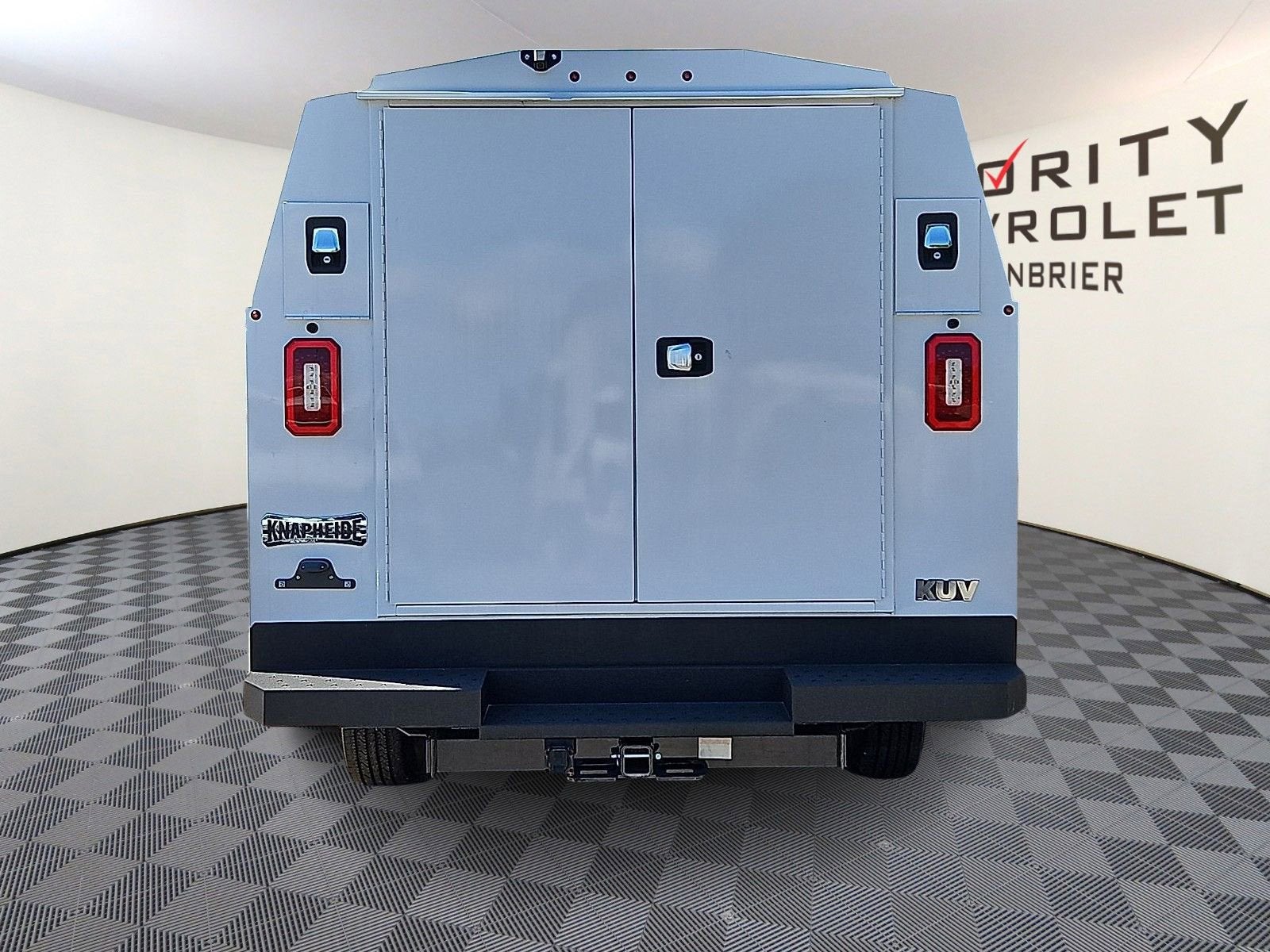 2024 Chevrolet Express Cutaway 3500 1WT