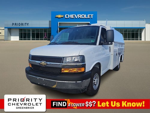 2024 Chevrolet Express Cutaway 3500 1WT