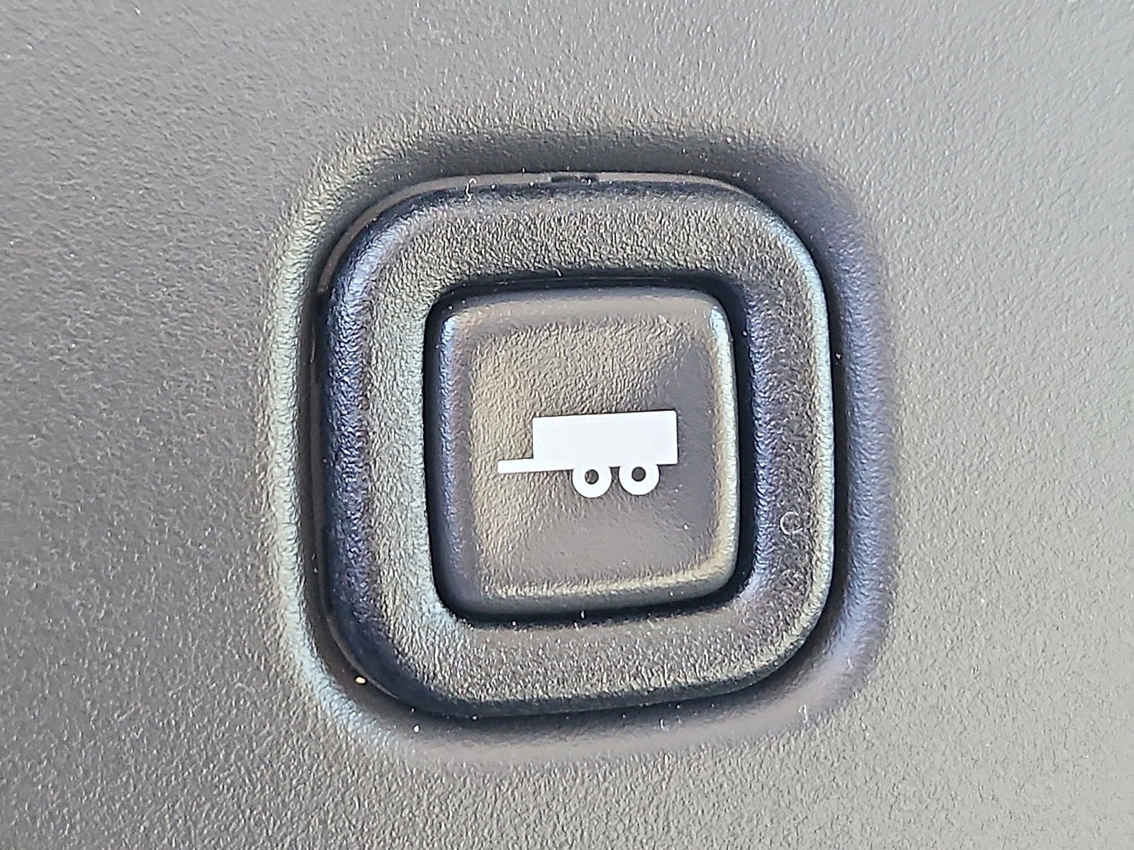 2024 Chevrolet Express Cutaway 3500 1WT