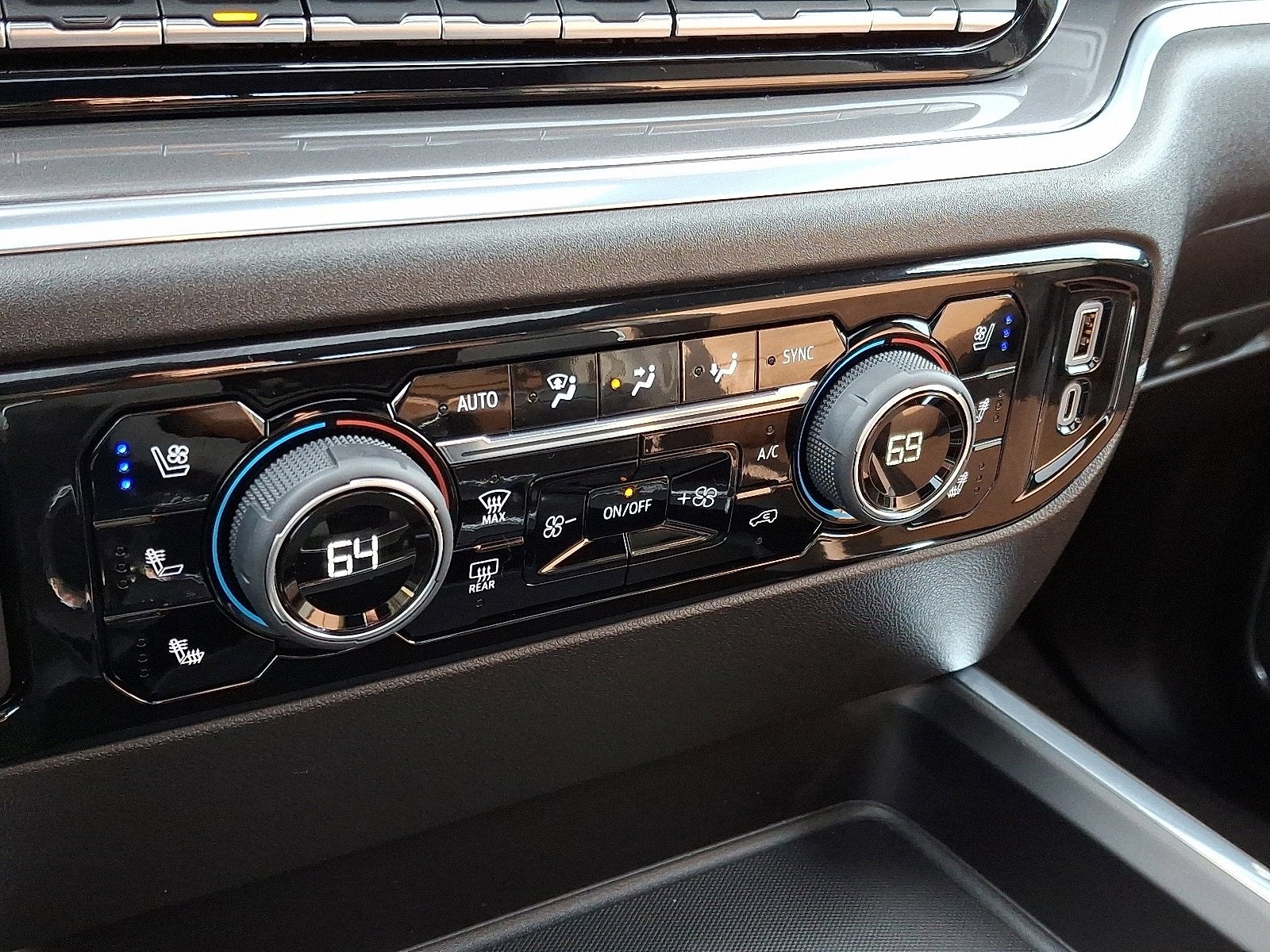 2026 Chevrolet Silverado 3500 HD High Country