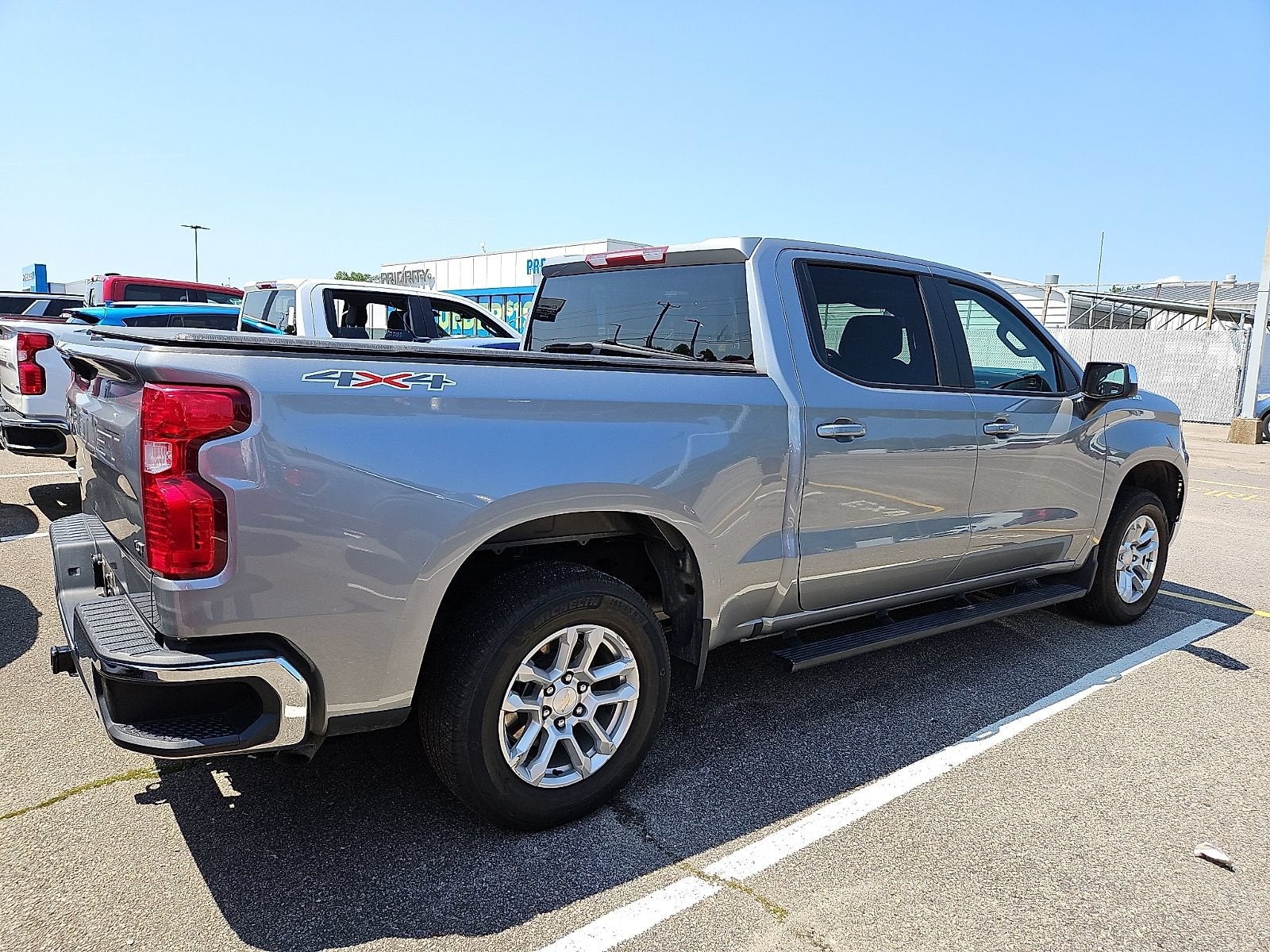 2024 Chevrolet Silverado 1500 LT (2FL)