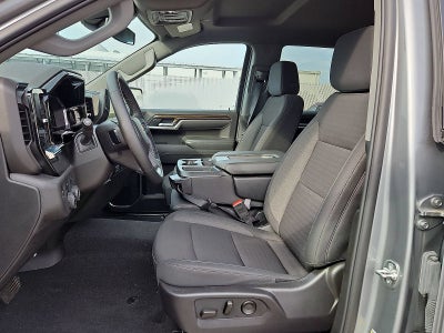 2025 Chevrolet Silverado 1500 LT (2FL)