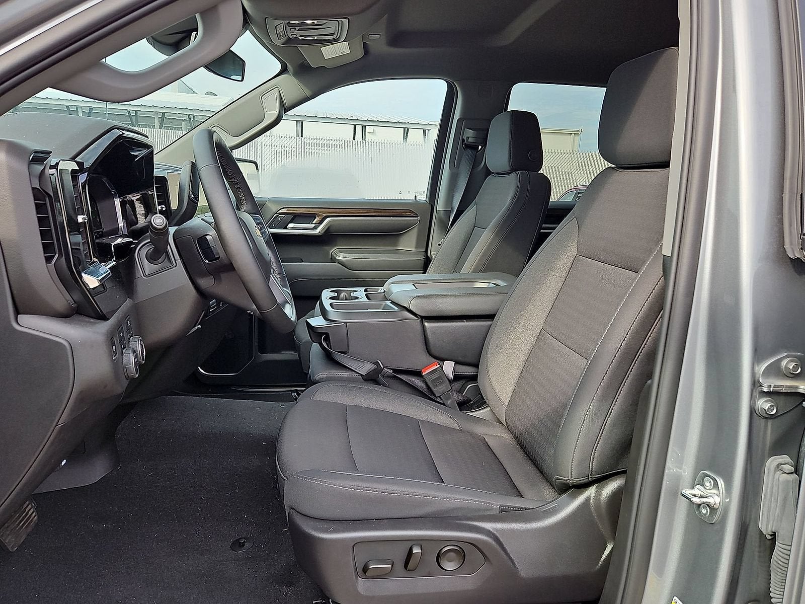 2025 Chevrolet Silverado 1500 LT (2FL)