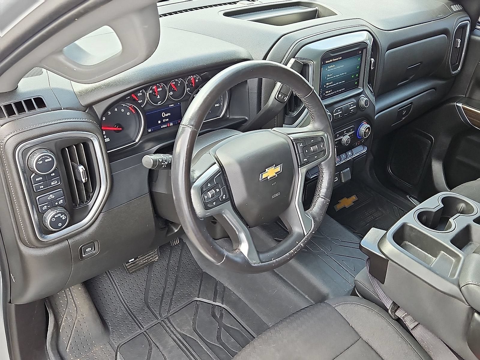 2022 Chevrolet Silverado 1500 LTD LT (2FL)
