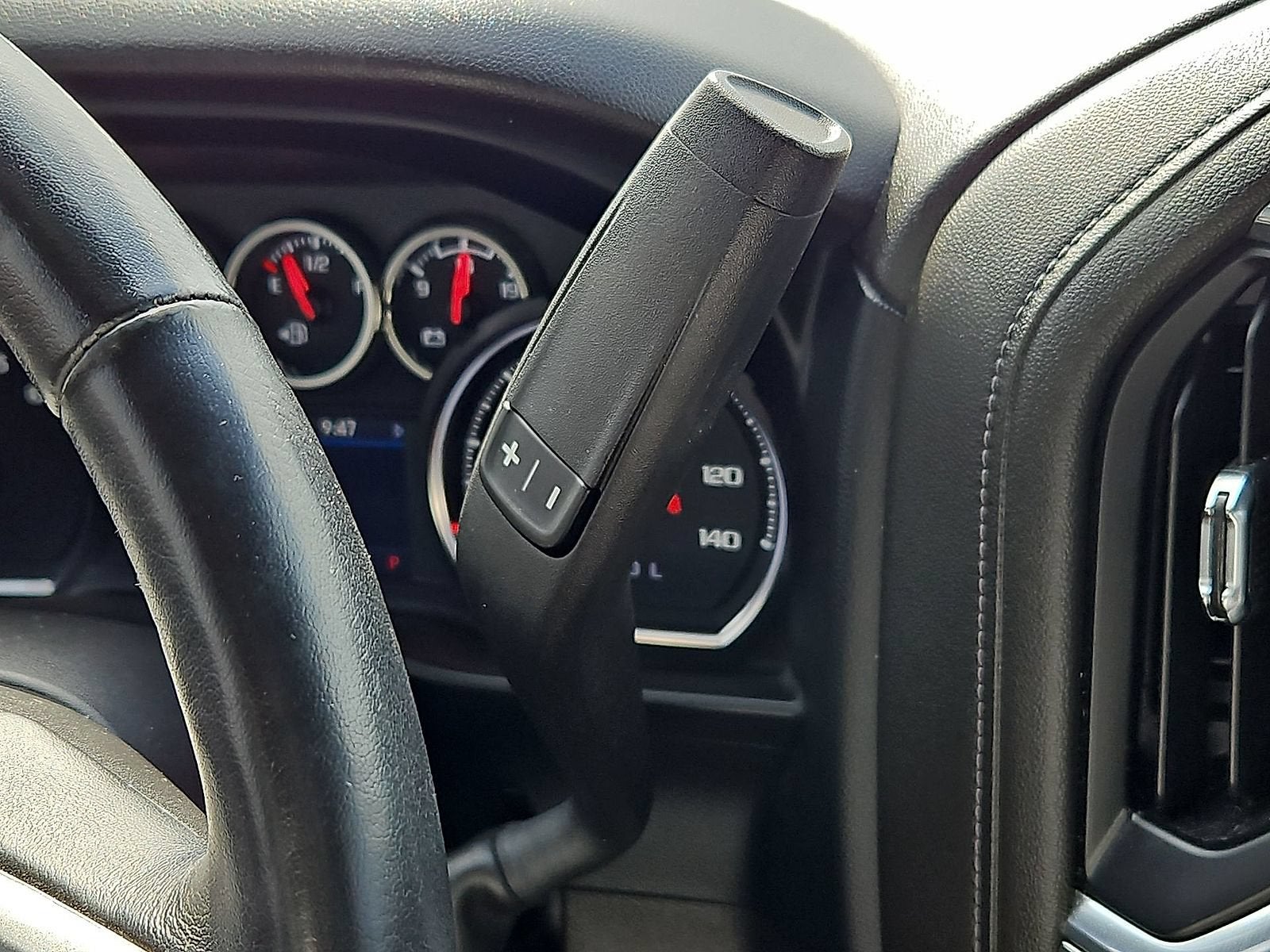2022 Chevrolet Silverado 1500 LTD LT (2FL)