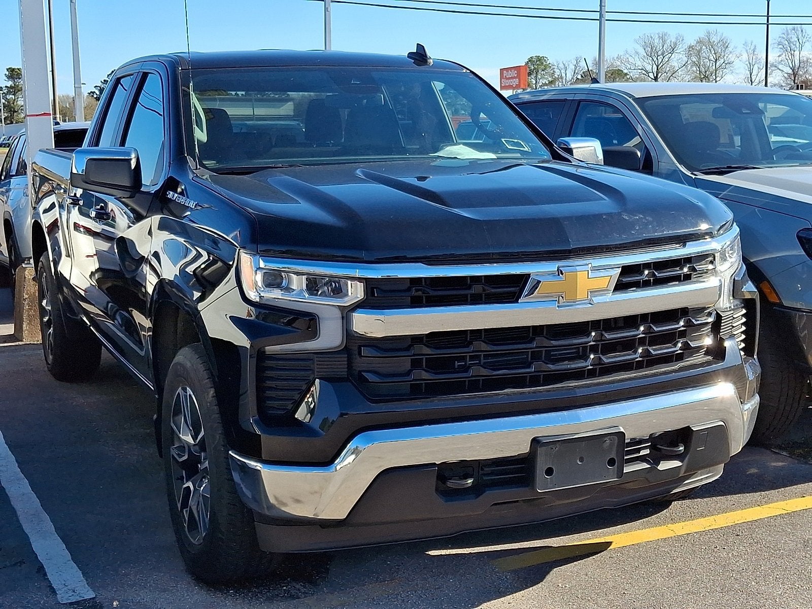 2023 Chevrolet Silverado 1500 LT (2FL)