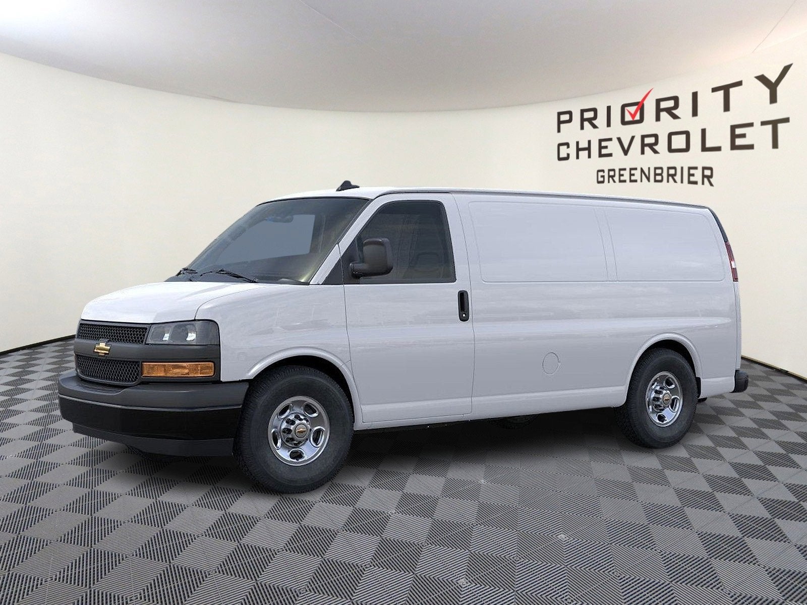 2025 Chevrolet Express Cargo 3500 WT