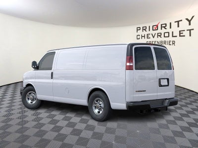 2025 Chevrolet Express Cargo 3500 WT